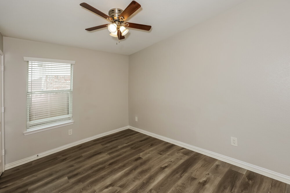 Building Photo - 6711 Waterlilly Dr