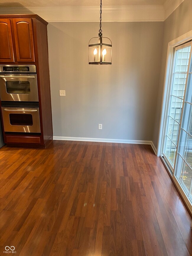 Building Photo - 9448 Tanhurst Dr