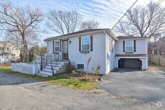 Building Photo - WINTER RENTAL: Twin Lights