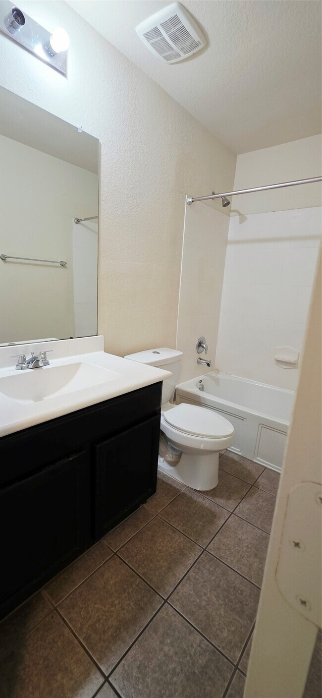Building Photo - 2767 Morgensen Dr
