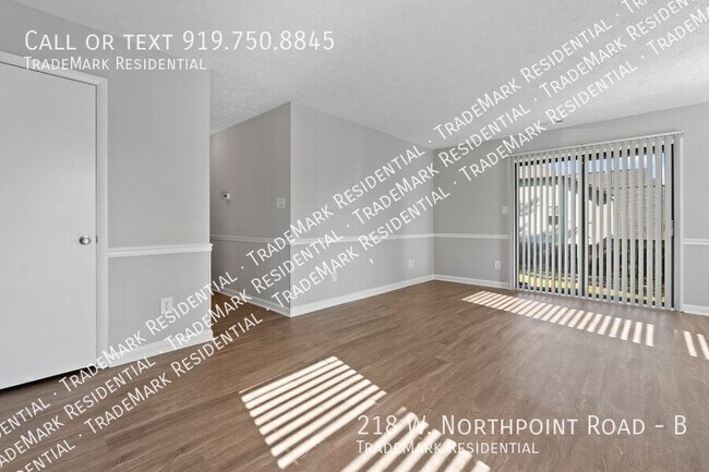Building Photo - 218 W Northpoint Rd