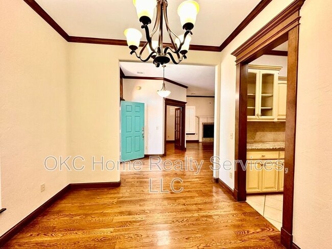 Building Photo - 1216 NW 190th Pl