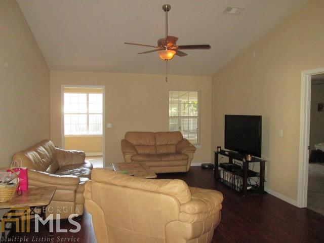 Building Photo - 301 Royal Pines Way