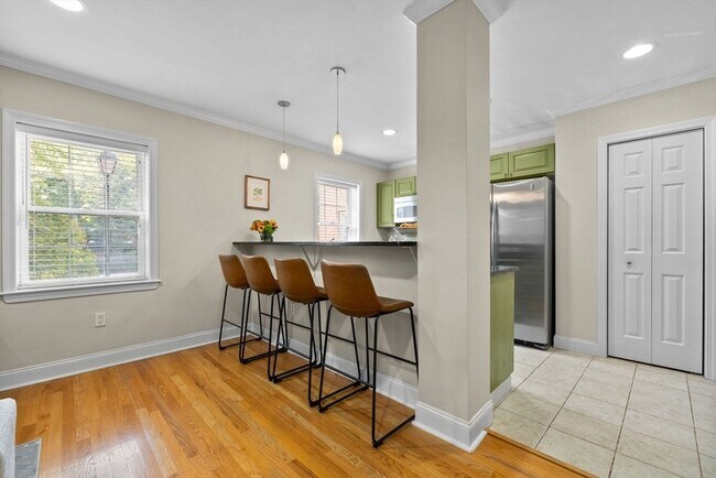 Building Photo - 27 Commonwealth Ave