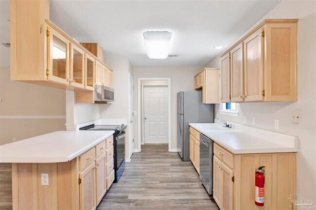 Building Photo - 6348 Summer Lakes Ln