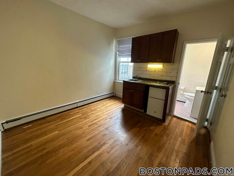 Building Photo - 51 S Huntington Ave