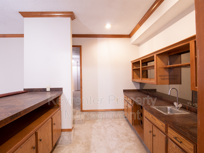 Building Photo - 5009 Kindling Ln