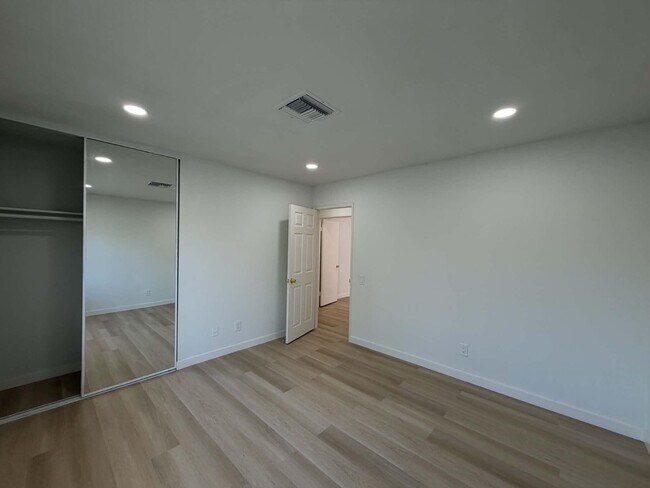 Building Photo - 69150 San Susanna Ave