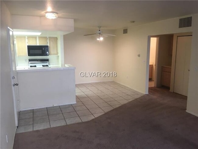 Building Photo - 1908 Tierra Vista Dr