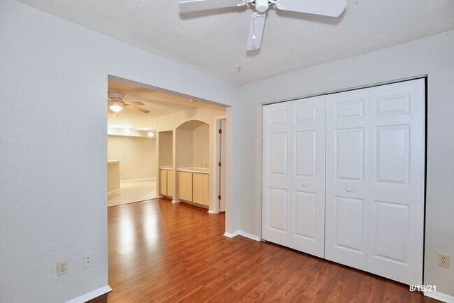 Building Photo - Gorgeous 2/2 Condo with Bonus Room for Office/Den in the Gated Community of Bona Vista - Altamont...