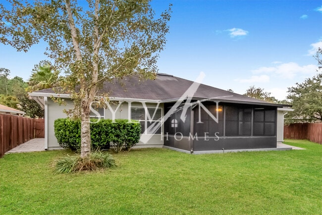Building Photo - Lease today! No extra charge for contentme...