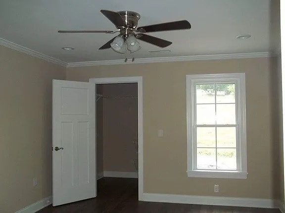 Building Photo - 235 Fairfield Ln