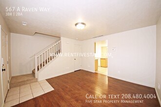 Building Photo - 567 Raven Way