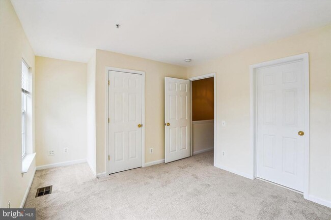 Building Photo - 333 Prettyman Dr