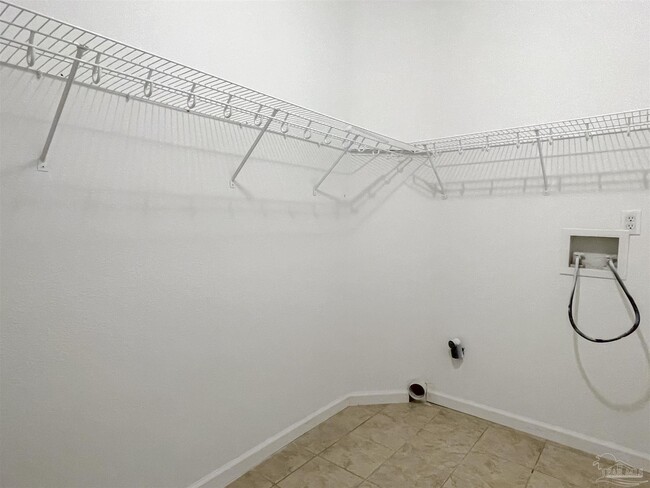 Building Photo - 16601 Egret Cir