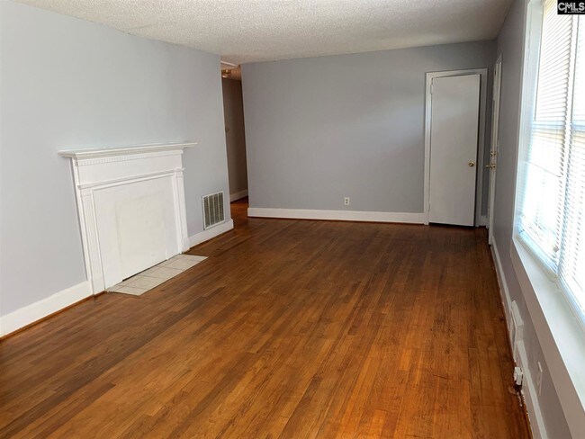 Building Photo - 1429 Colin Kelly Dr