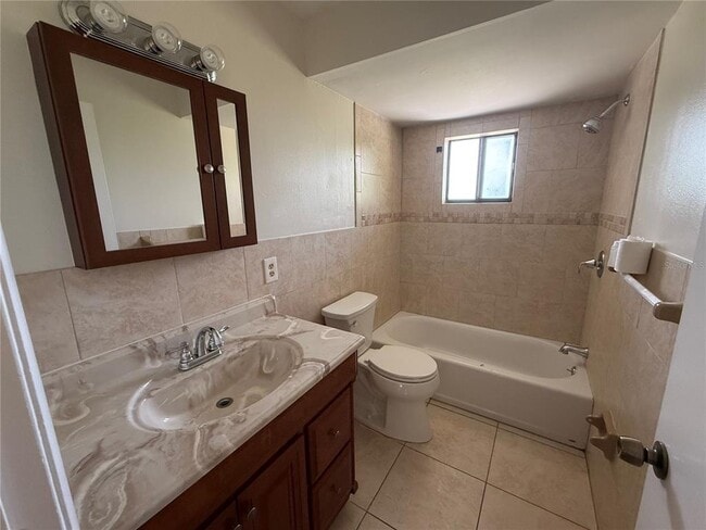 Building Photo - 2380 N Tropical Trail
