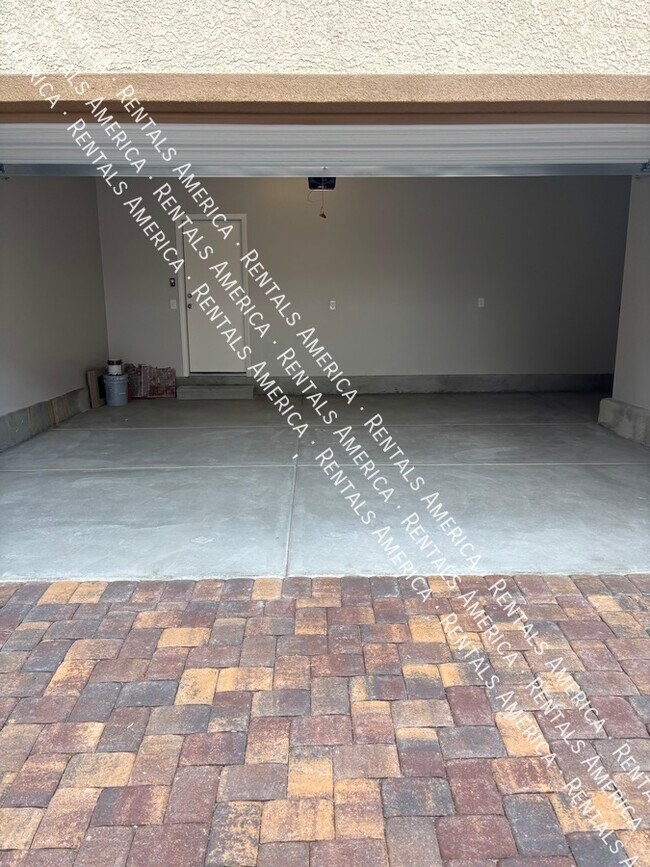 Building Photo - 2491 Rofrano Pl