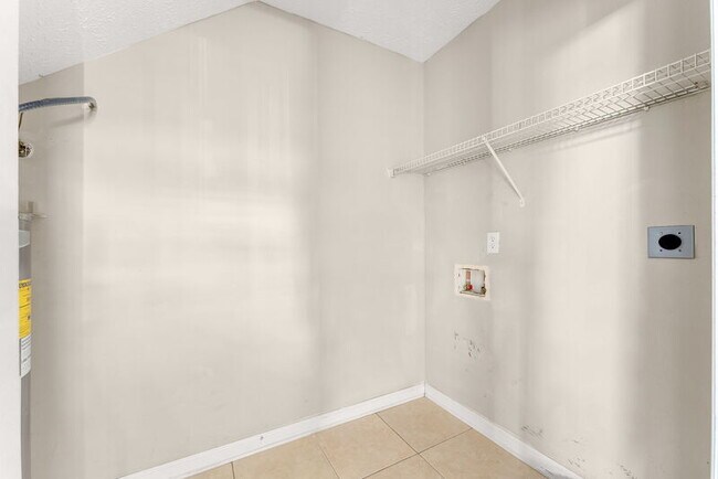 Building Photo - 133 White Cap Wy