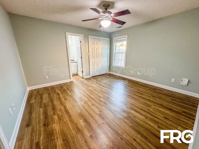 Building Photo - 1145 Nicklaus Dr