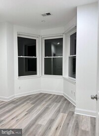 Building Photo - 3857 N Broad St