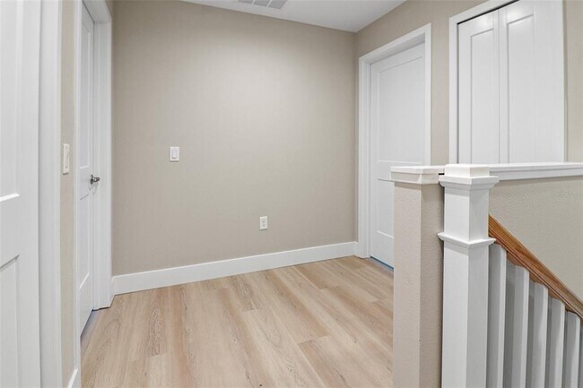 Building Photo - 45 SE 15th Terrace