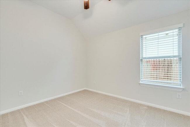 Building Photo - 13000 Alans Way