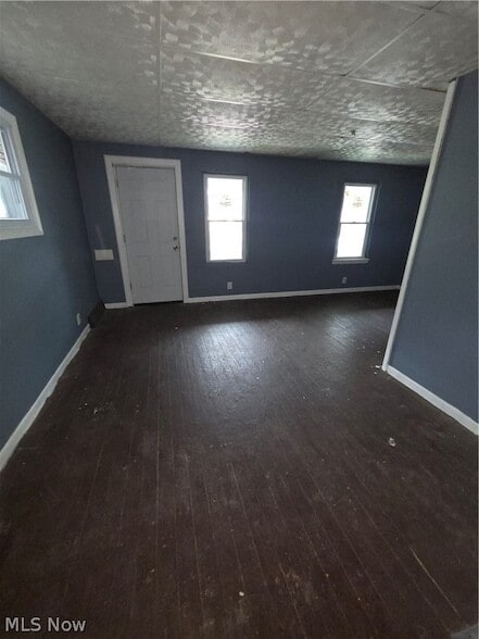 Building Photo - 3454 E 73rd St