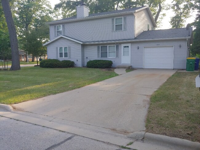 Building Photo - 1514 Beech Tree Dr