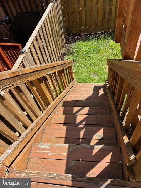 Building Photo - 3719 Roxbury Ln