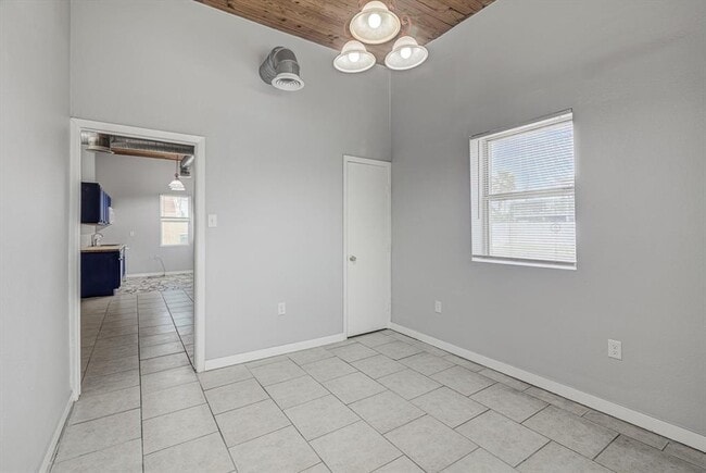 Building Photo - 1827 Avenue O