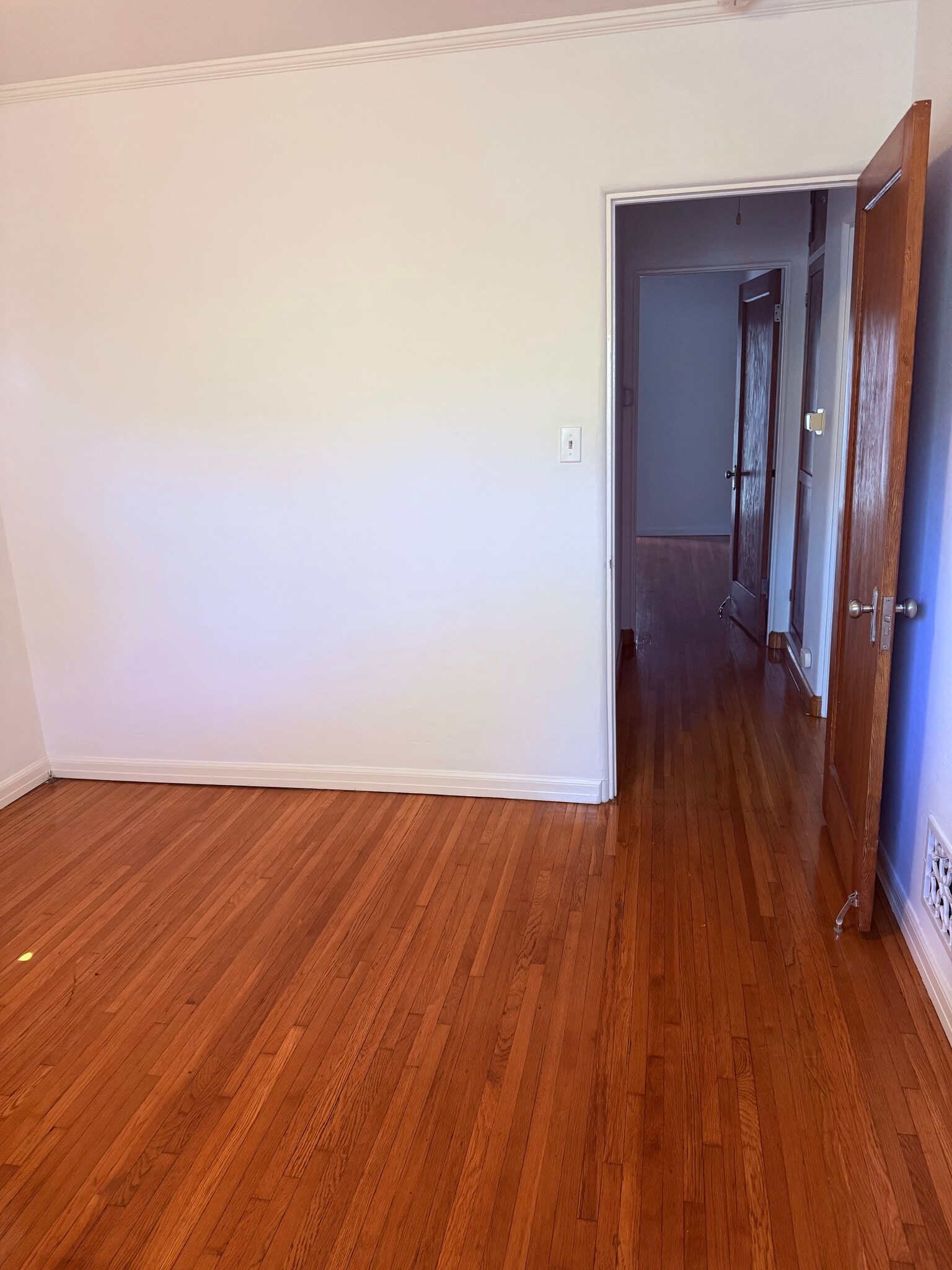 Building Photo - 1023 S Stanley Ave