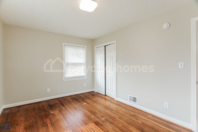 Building Photo - Just Renovated 3-Bed Brick Ranch - Ready for Move-In!