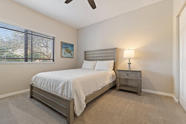 Building Photo - 2809 Amalei Dr