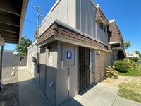 Building Photo - Move In Special - Half Off the First Month of Rent
