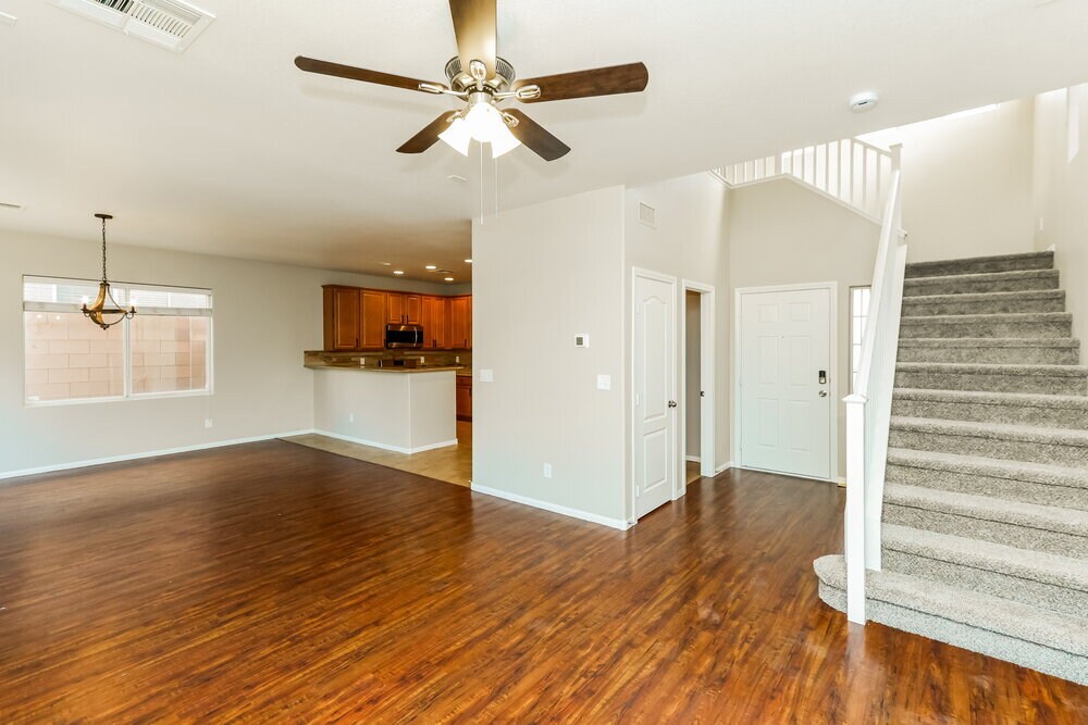 Building Photo - 9301 Euphoria Rose Ave