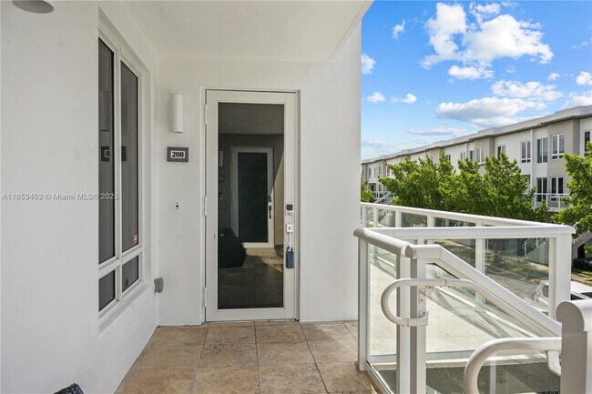 Building Photo - 10245 NW 63rd Terrace