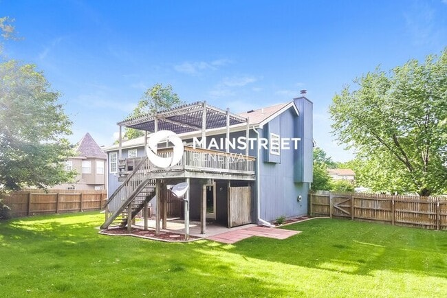 Building Photo - 3 Bedroom Pet-Friendly Home in Kansas City, MO with Main Street Renewal