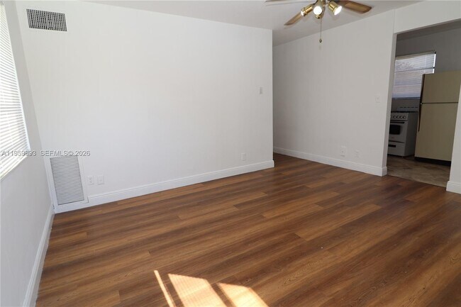 Building Photo - 1206 N 22nd Ave