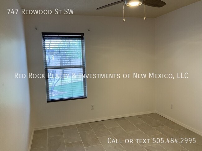 Building Photo - 747 Redwood St SW