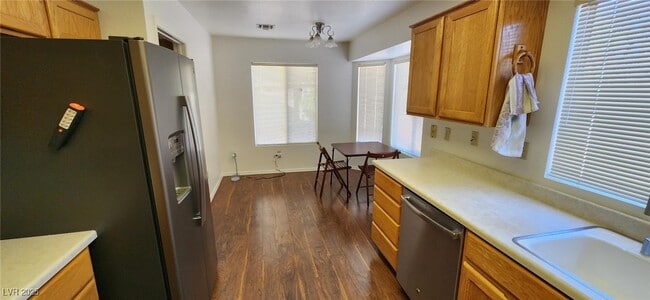Building Photo - 9308 Cactus Wood Dr