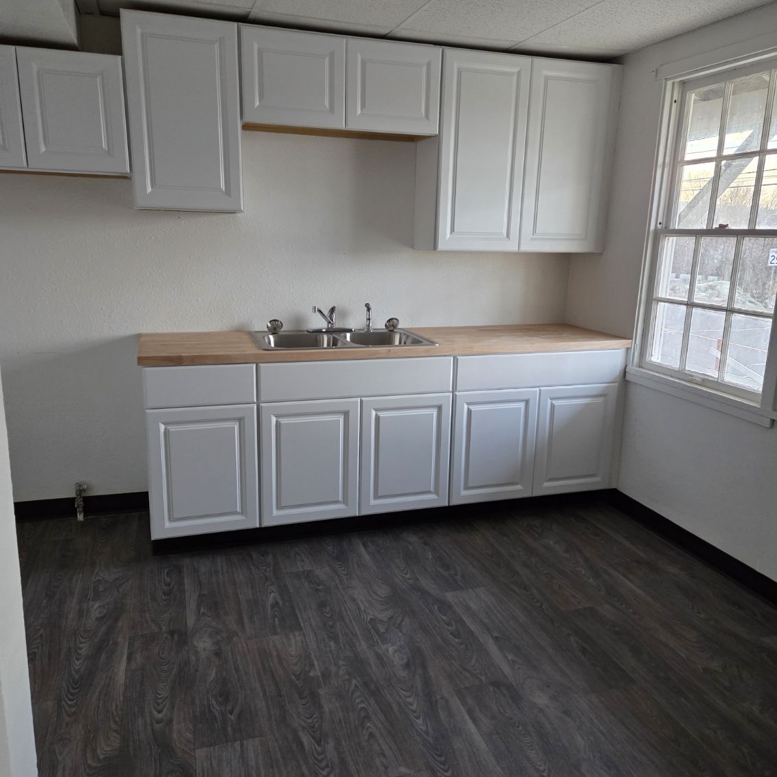 Building Photo - 1411 NW Carden Ave