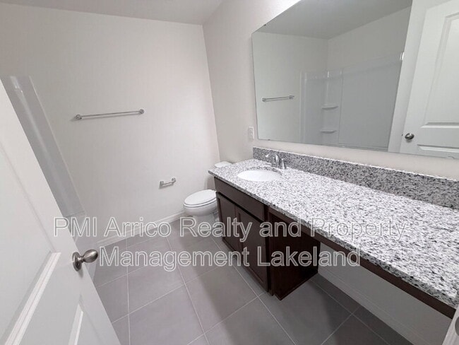 Building Photo - 5537 Crk Hvn Wy
