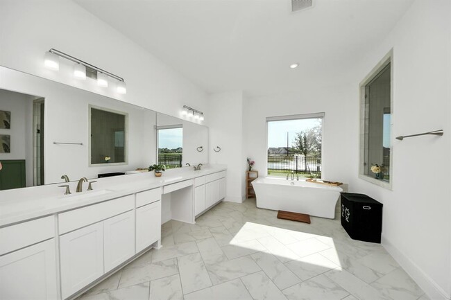 Building Photo - 4914 Olive Province Ln