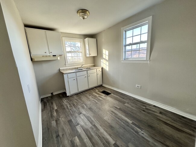 Building Photo - 3944 40th St N