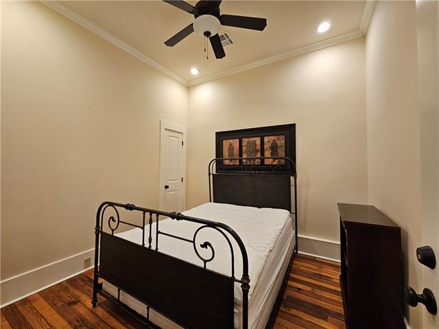 Building Photo - 216 Chartres St