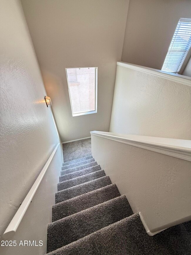 Building Photo - 9124 W Wilshire Ave