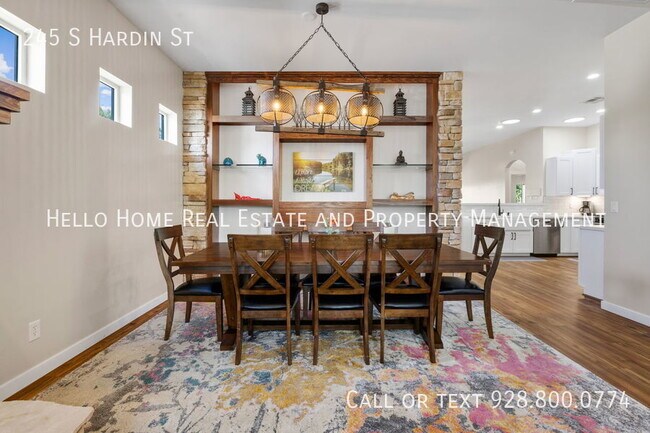 Building Photo - 245 S Hardin St