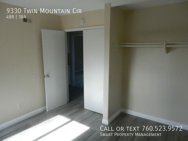Building Photo - 9330 Twin Mountain Cir