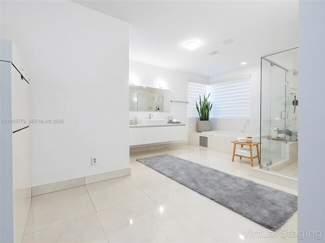 Building Photo - 7451 NW 103rd Ct